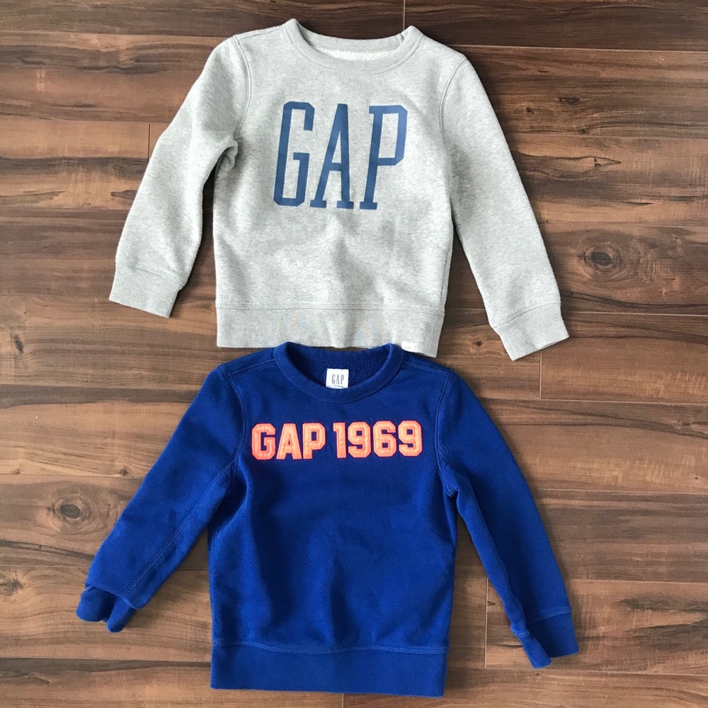 EUC bundle of 2 Gap sweatshirts boys size XS (4/5)